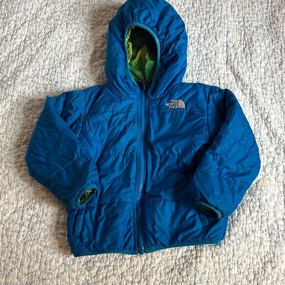 The North Face boys reversible hooded jacket 4t - Picture 1 of 8